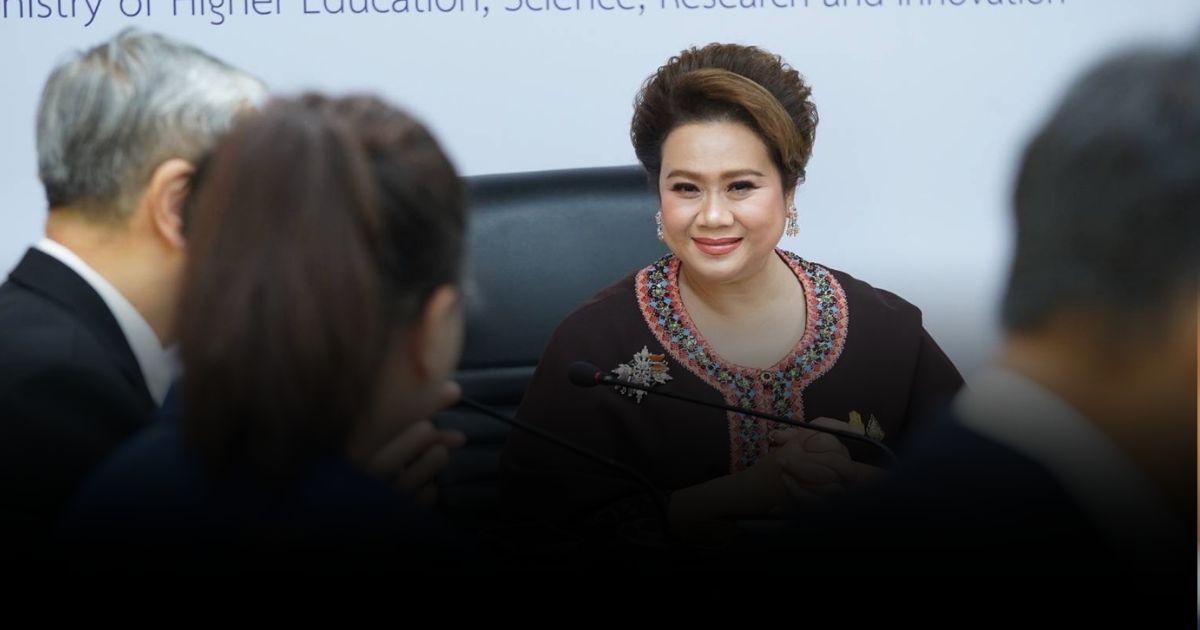 ดัน อว. จับมือ กับเอกชน ผลิตกำลังคนด้านเซมิคอนดักเตอร์