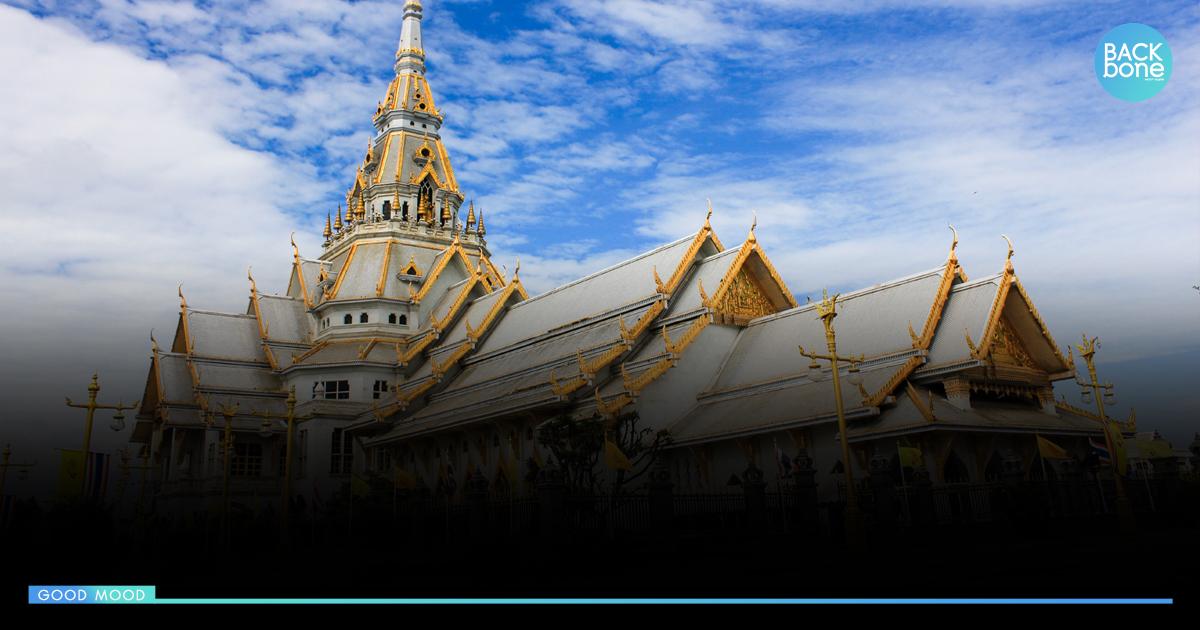 กราบขอพรพระพุทธรูปศักดิ์สิทธิ์ วัดหลวงพ่อโสธร