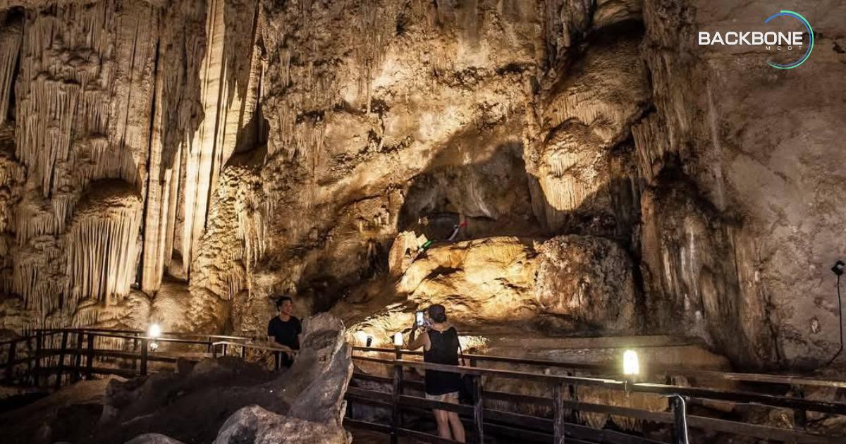 ไปหลบร้อนที่ “ถ้ำพระนางใน” อุทยานแห่งชาติหาดนพรัตน์ธารา-หมู่เกาะพีพี
