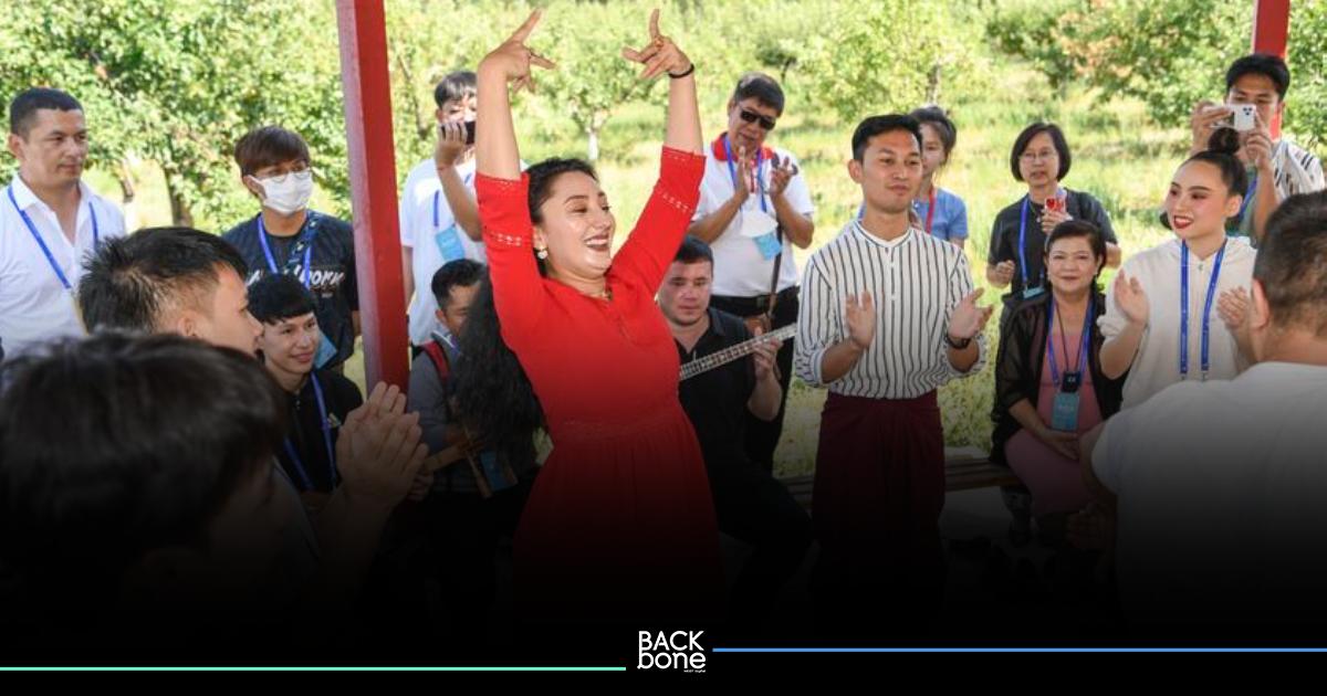 เมื่อ 'รำไทย' พบ 'รำม่ายซีหลายฝู่' ในซินเจียง