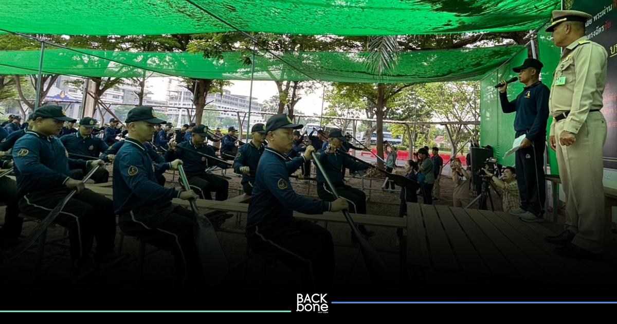 รองเสนาธิการทหารเรือ ตรวจเยี่ยมกำลังพลฝีพายเรือพระราชพิธี