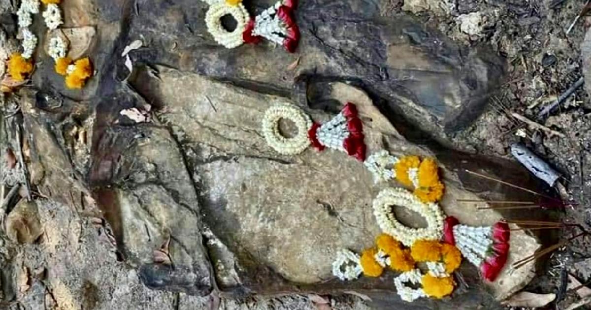 เปิดตำนานรอยพระพุทธบาทสัญญลักษณ์แห่งการบูชา