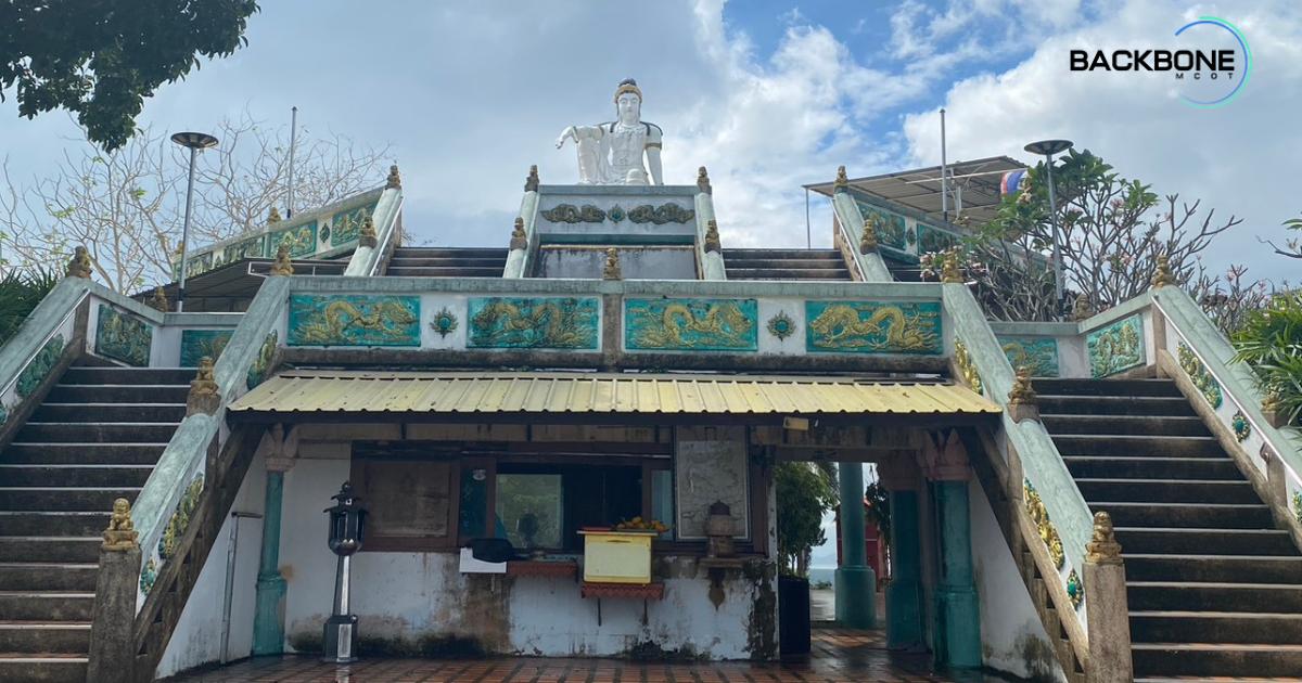 จุดชมวิวเขามัทรี ชมความสวยงามของจังหวัดชุมพรแบบ 360 องศา