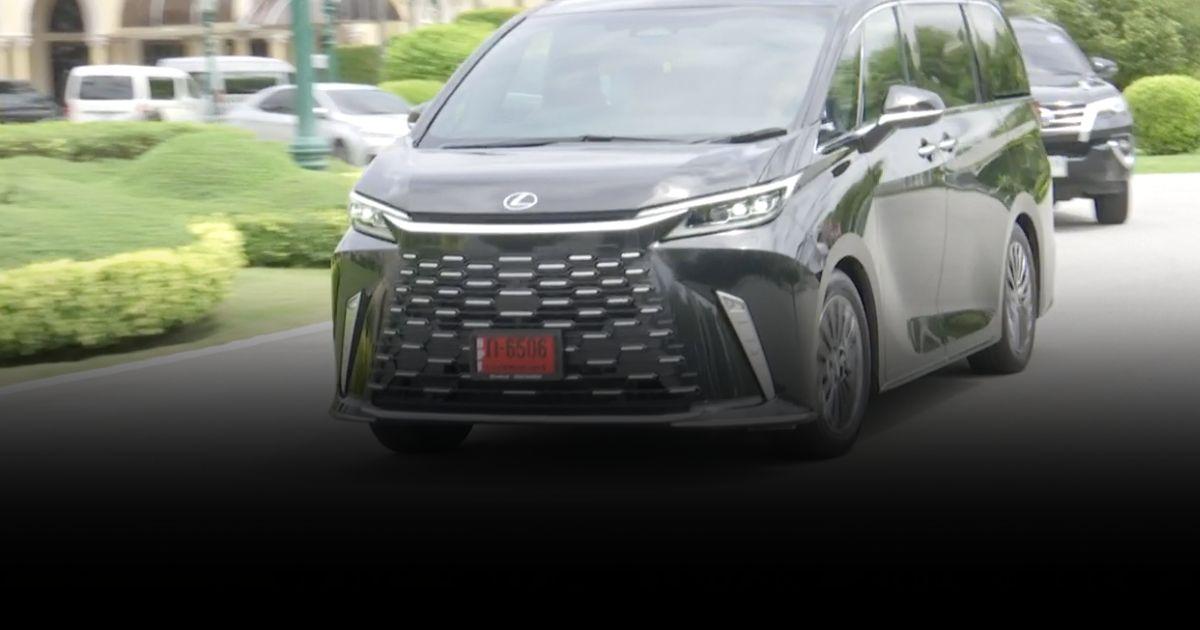 รถคันใหม่นายก Lexus LM 350h Executive 4 ราคา 7,590,000 บาท